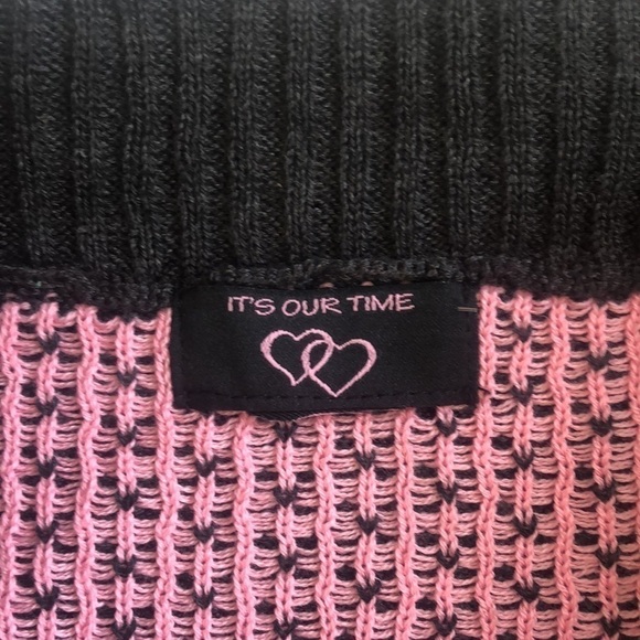 It’s Our Time Knit Mini Skirt Size Medium - Picture 6 of 7